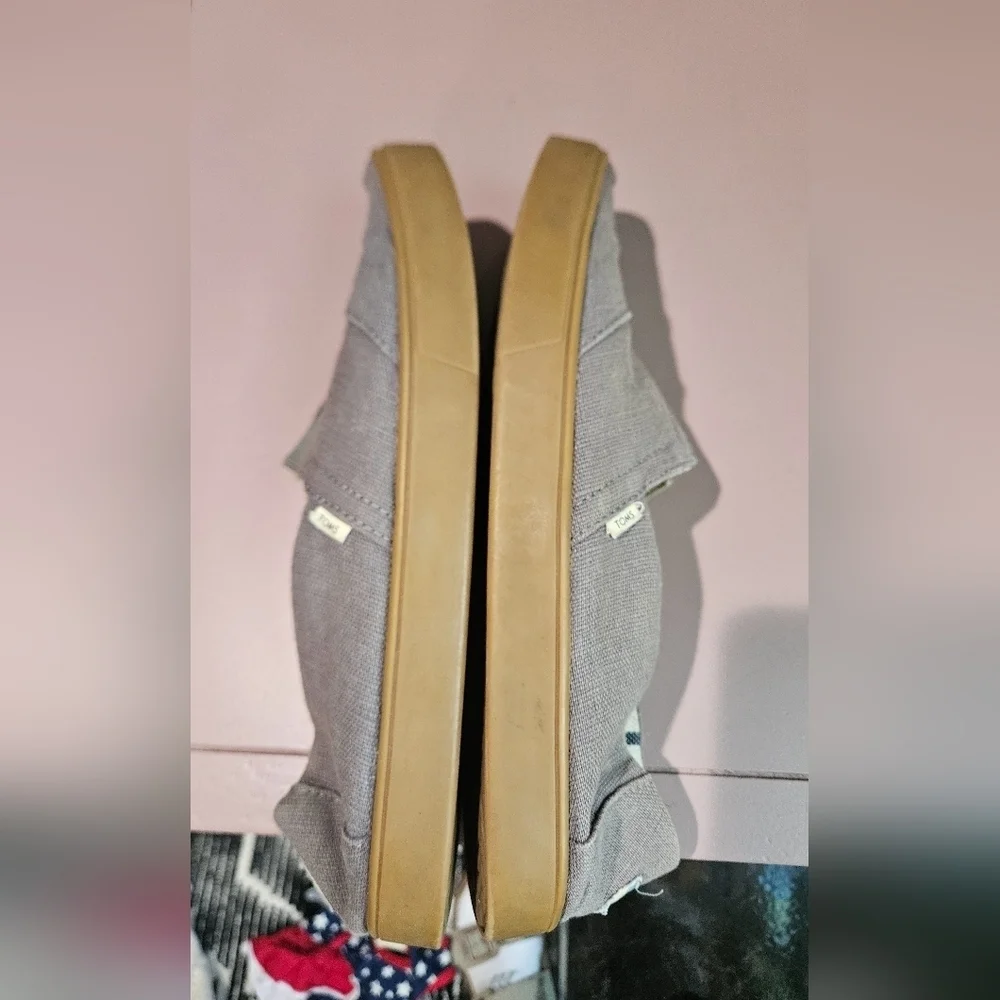 TOMS Alpargata Morning Dove Heritage Canvas Shoes. Size 10